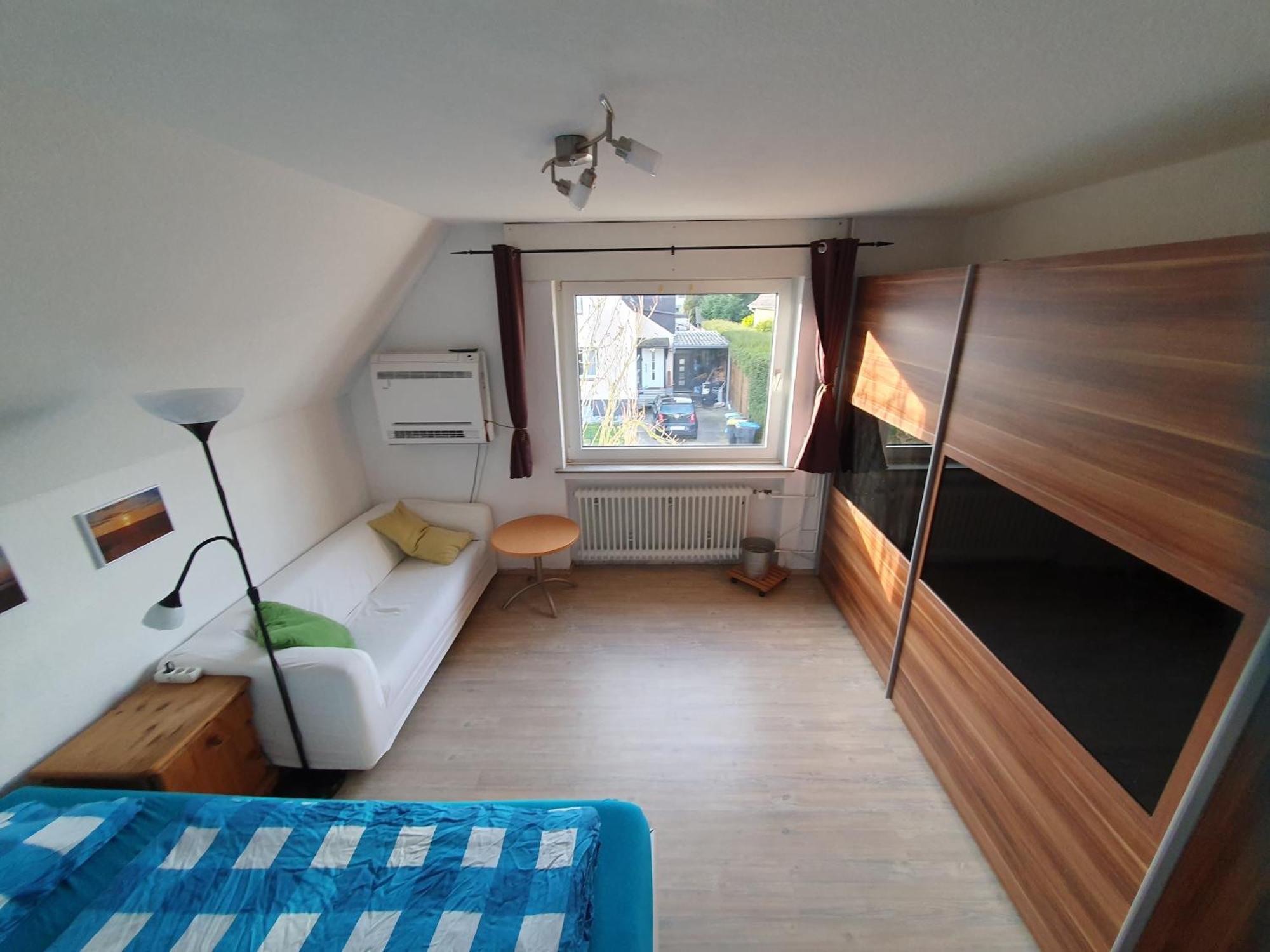 Geraumiges Ferienhaus Bad Salzuflen: Spacious 4-Bedroom Retreat for Business & Families Exterior photo